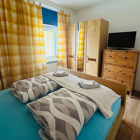 Ferienwohnung Am Elberadweg Dessau-Rosslau Exteriör bild