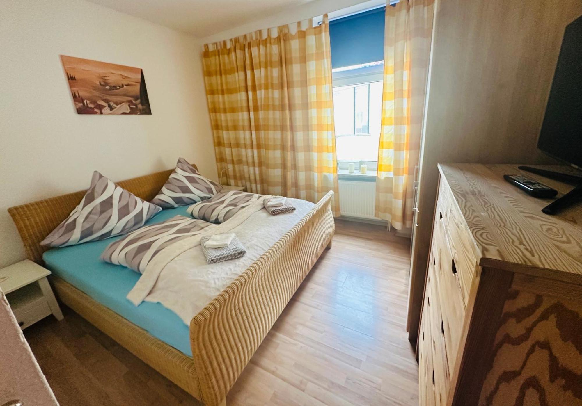 Ferienwohnung Am Elberadweg Dessau-Rosslau Exteriör bild